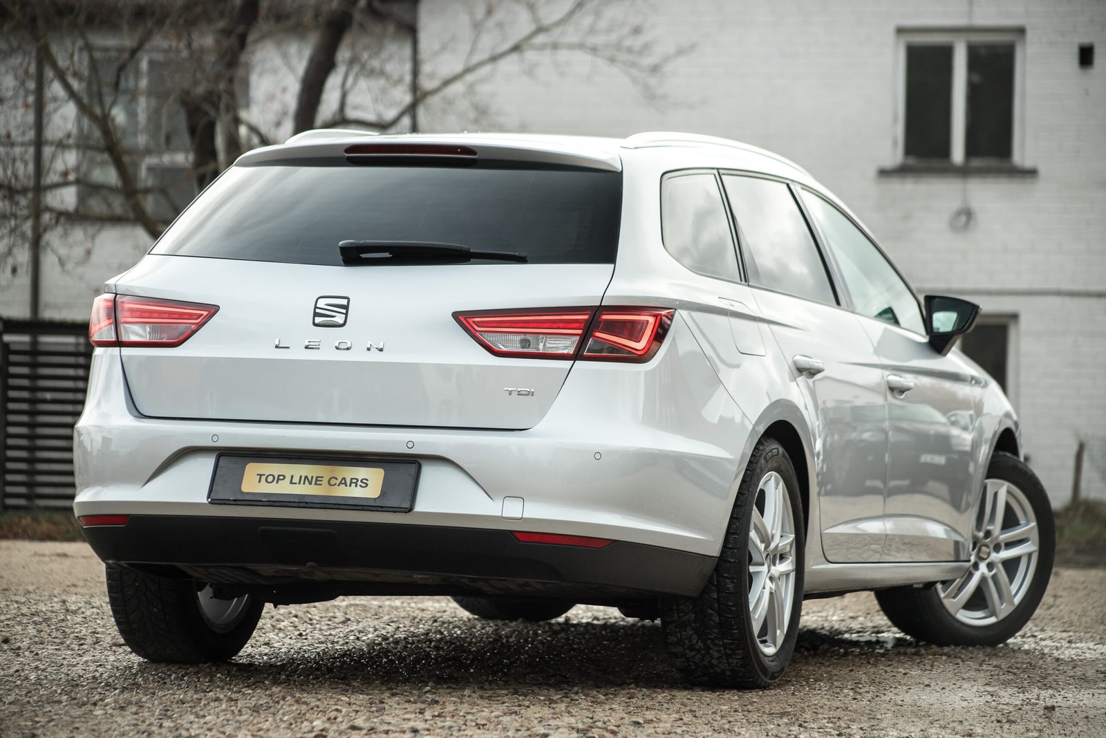 
								SEAT LEON ST SPORT full									