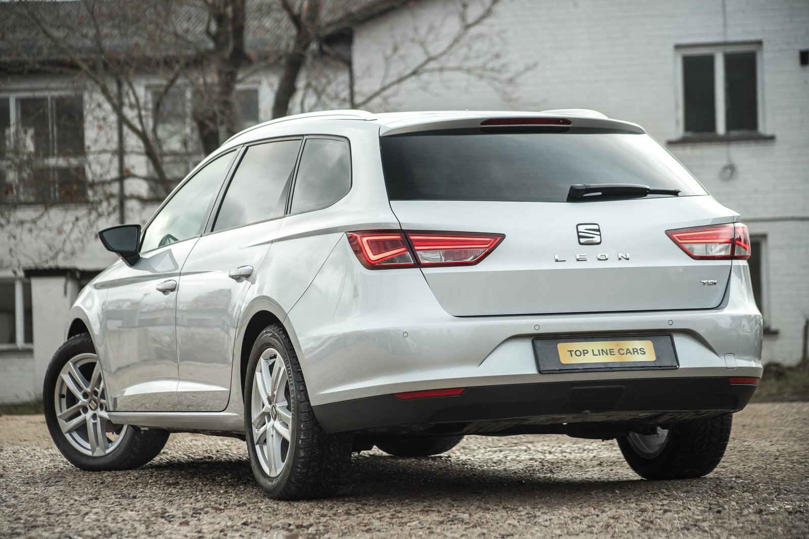 
								SEAT LEON ST SPORT full									