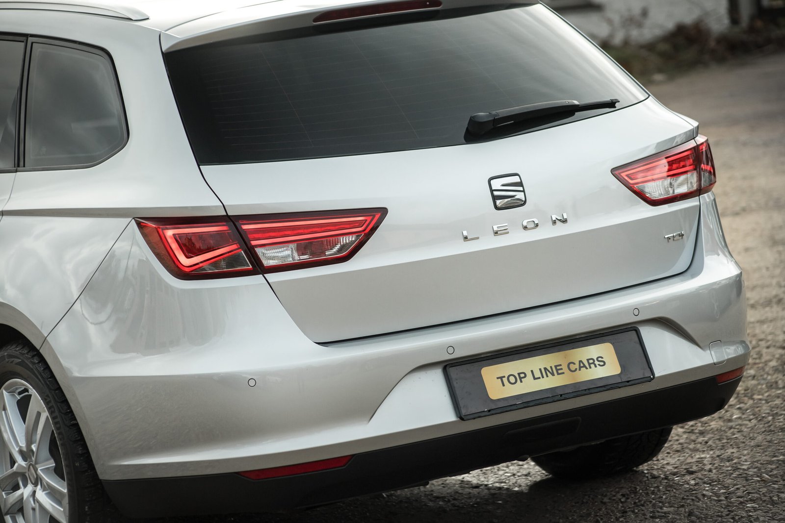 
								SEAT LEON ST SPORT full									