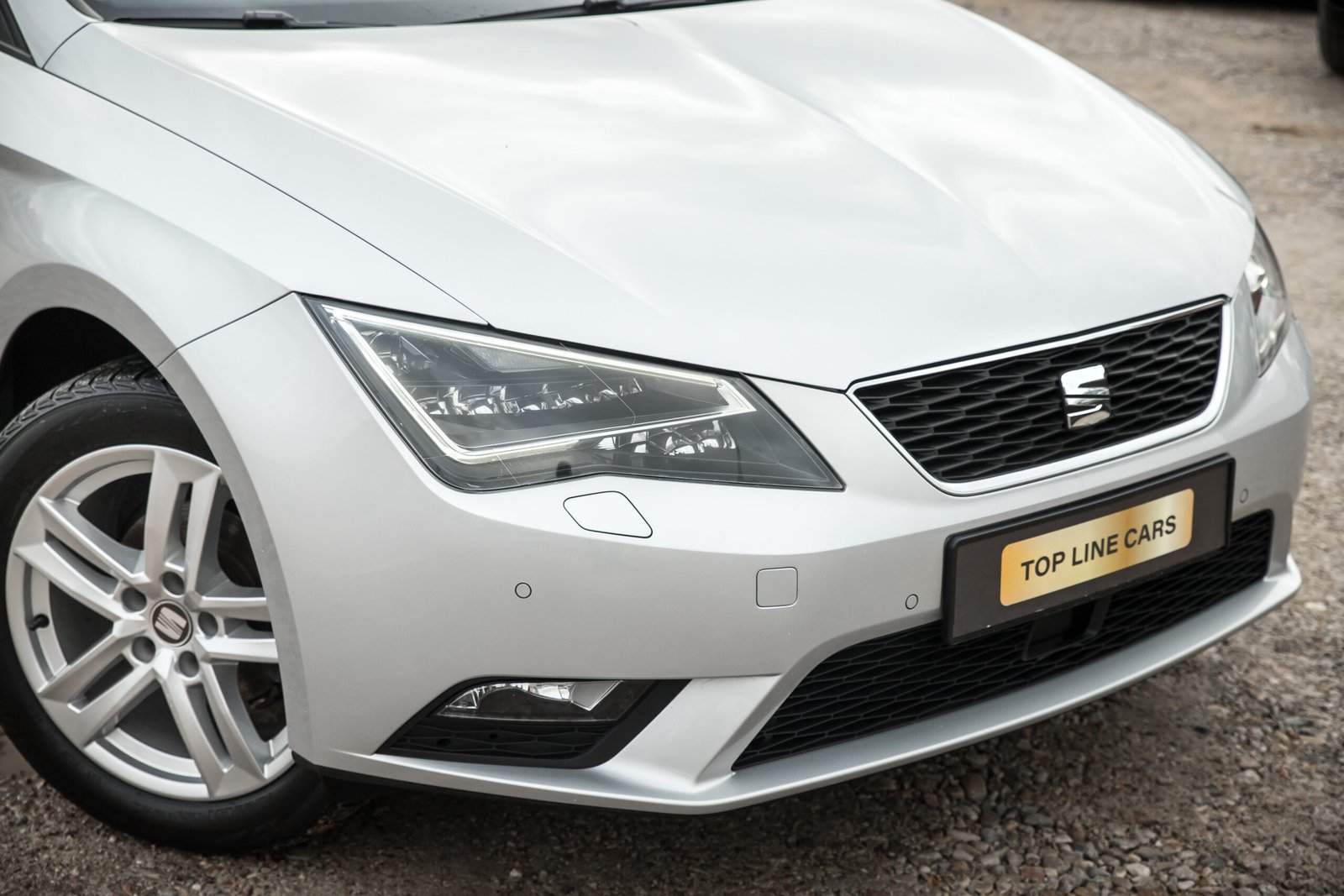 
								SEAT LEON ST SPORT full									