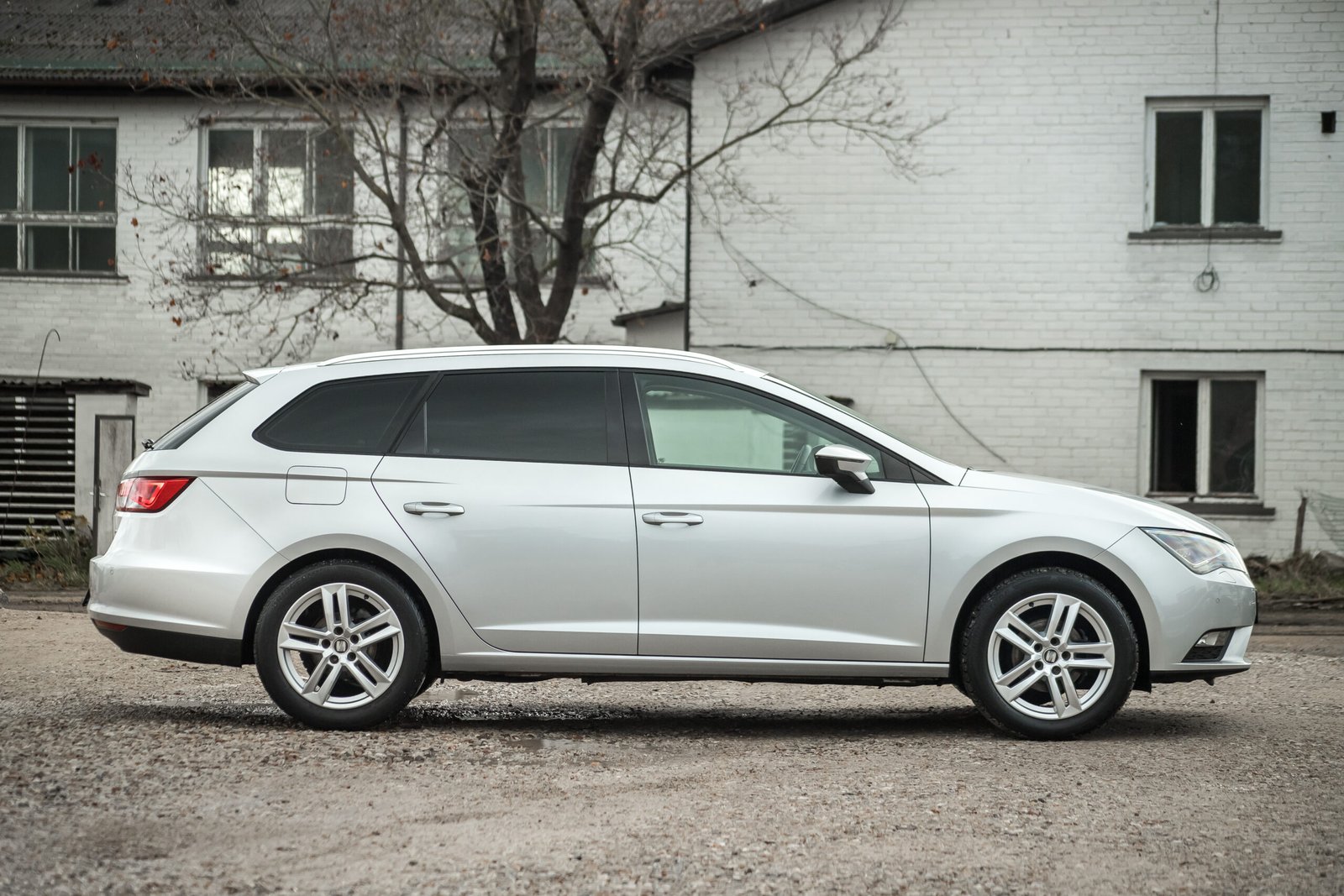 
								SEAT LEON ST SPORT full									