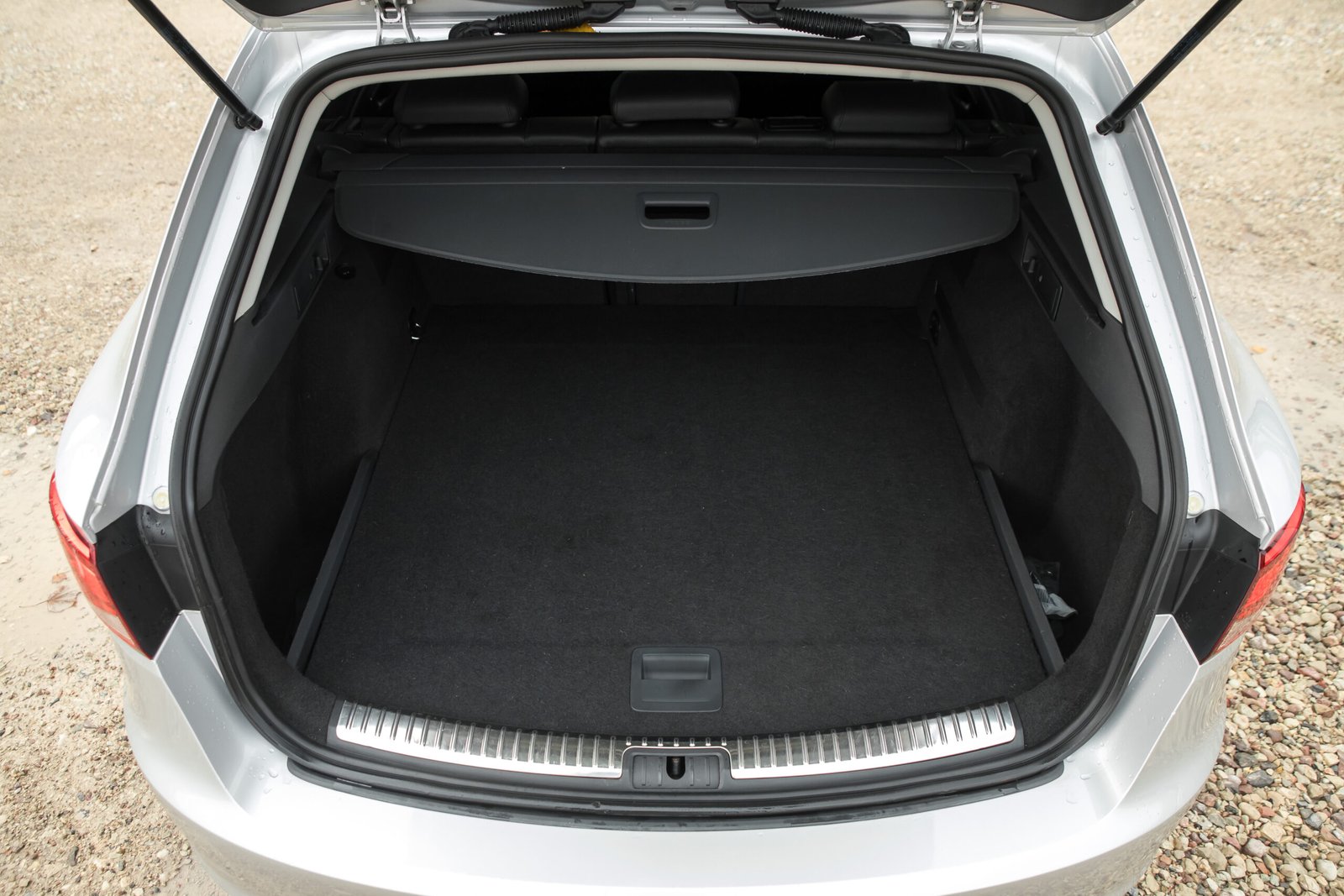 
								SEAT LEON ST SPORT full									