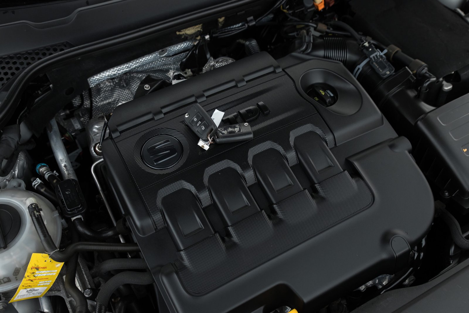 
								SEAT LEON ST SPORT full									