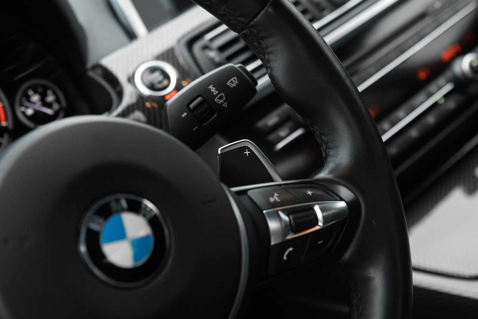 
								BMW 640DA M-SPORTPAKET full									