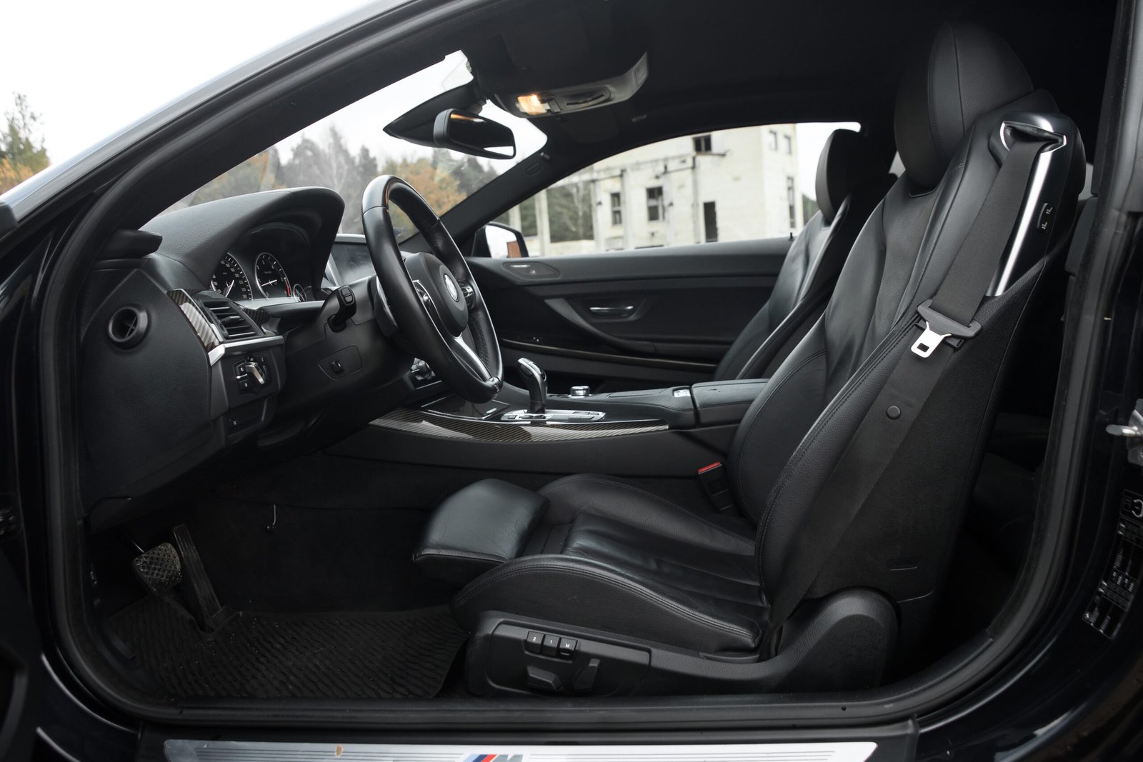 
								BMW 640DA M-SPORTPAKET full									