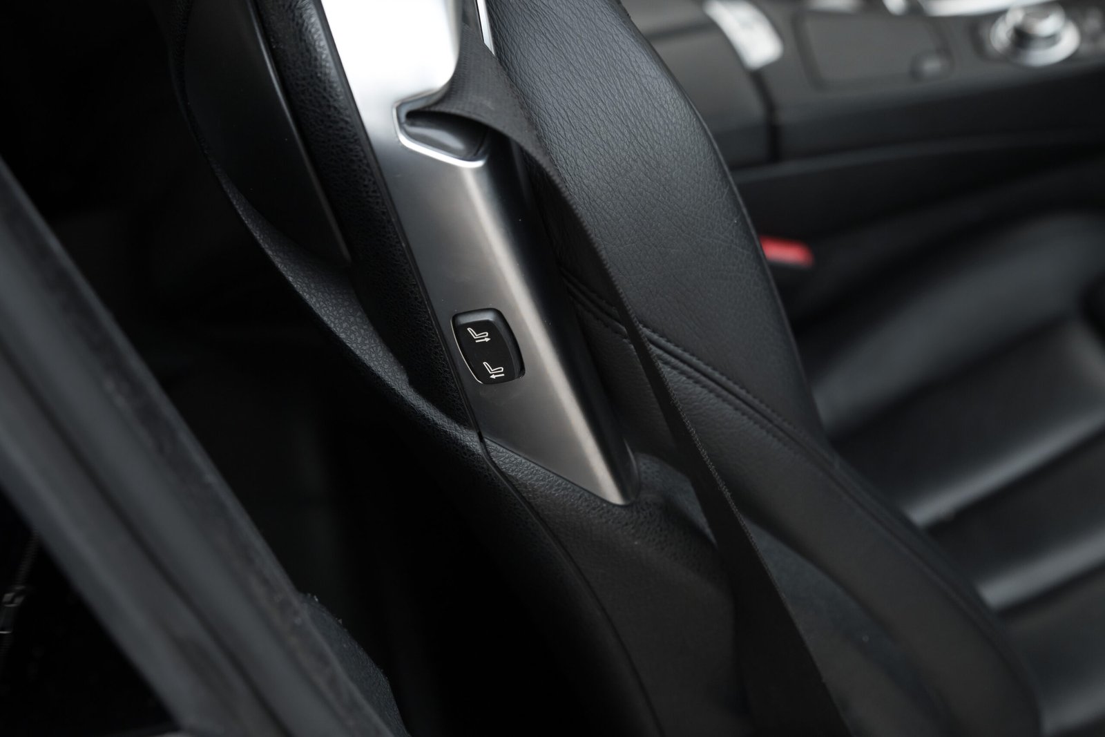 
								BMW 640DA M-SPORTPAKET full									
