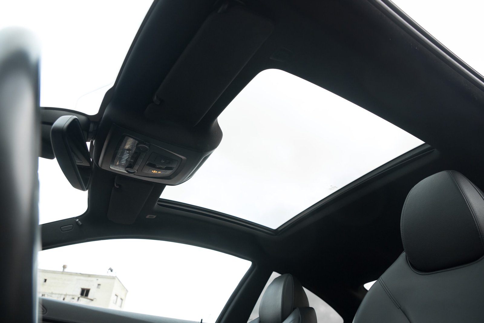 
								BMW 640DA M-SPORTPAKET full									