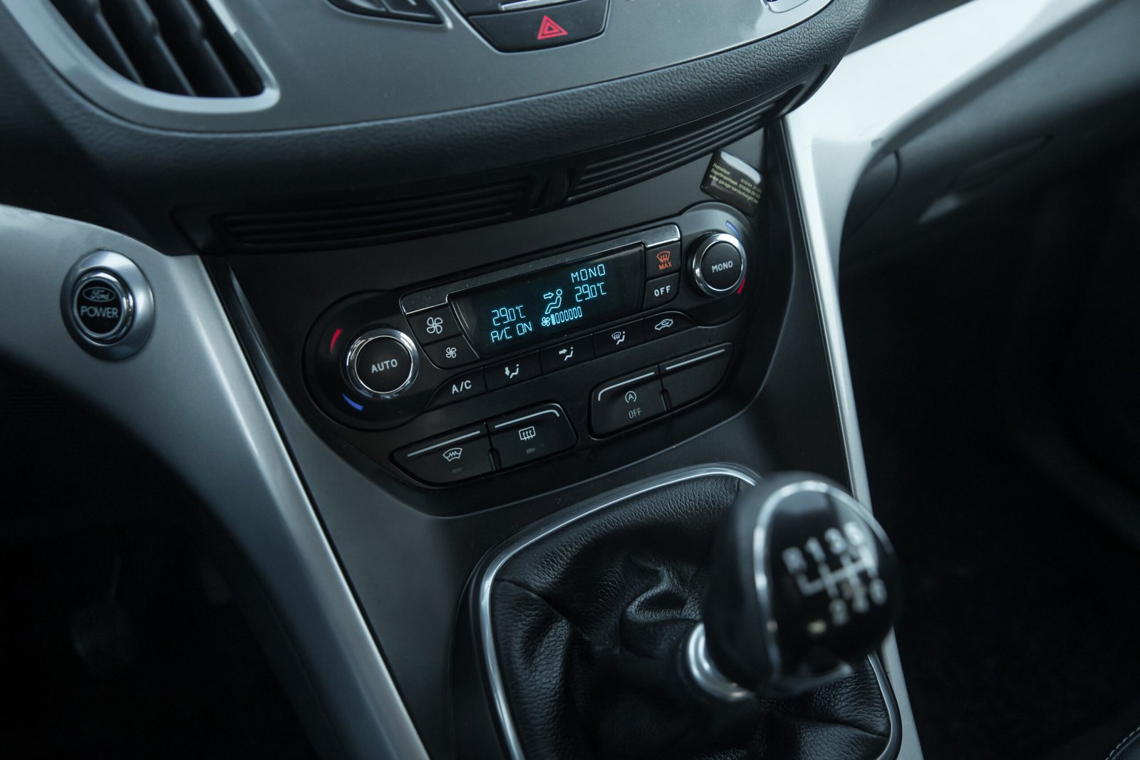 
								Ford C-Max Titanium full									