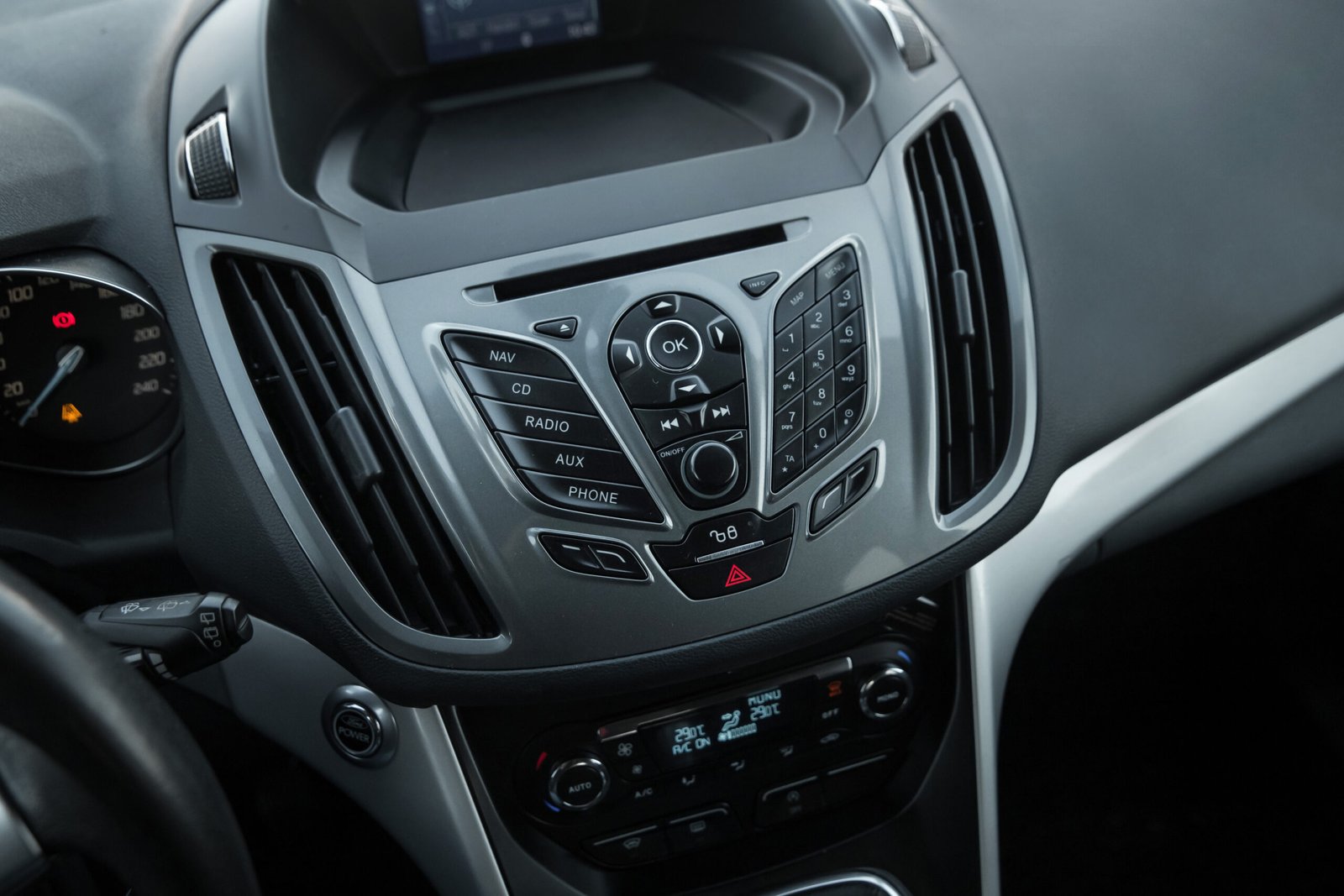 
								Ford C-Max Titanium full									