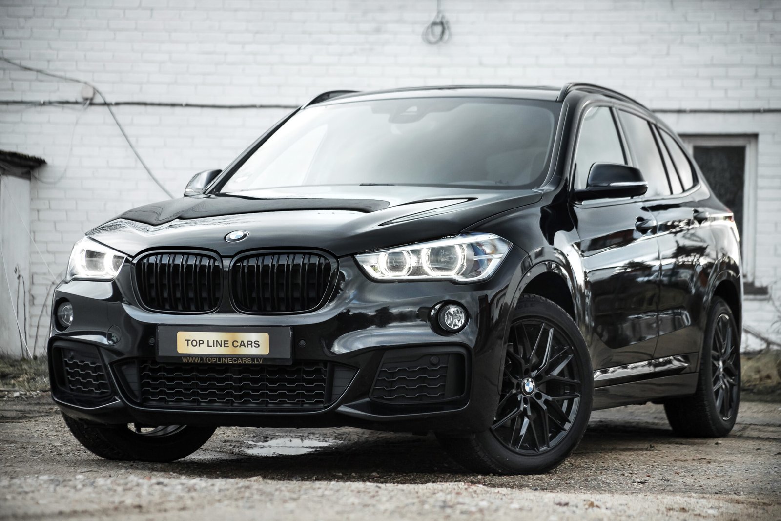 
								BMW X1 20D M-SPORTPAKET full									