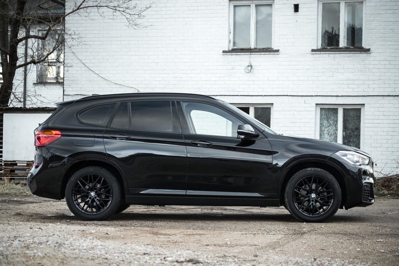
								BMW X1 20D M-SPORTPAKET full									