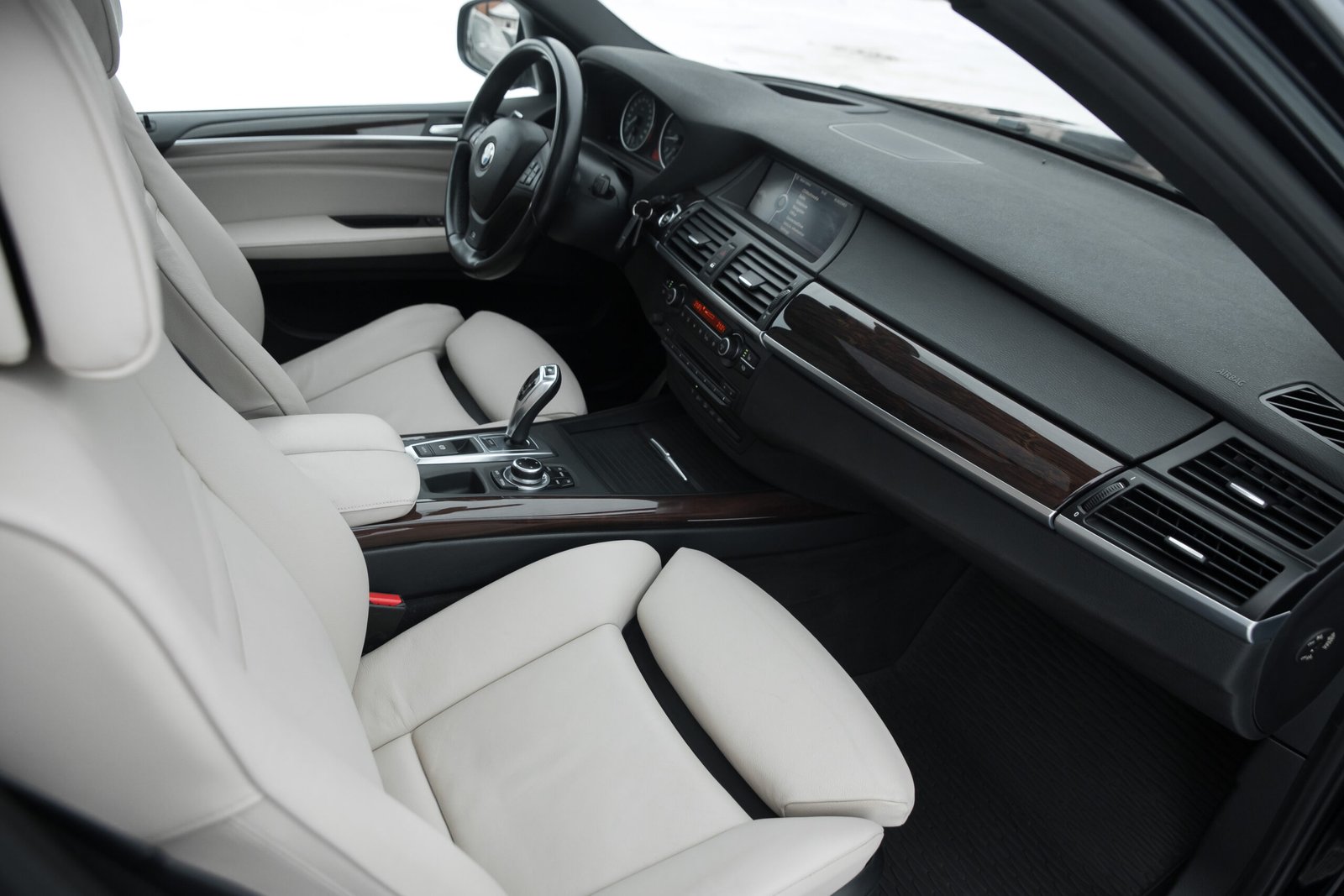 
								BMW X5 40D M-SPORTPAKET full									