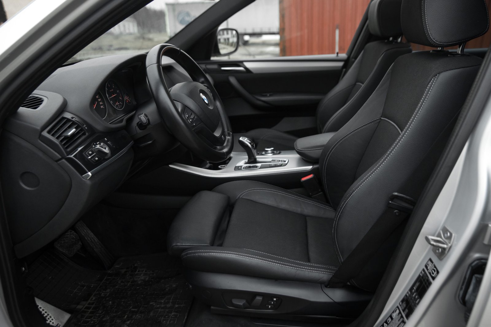 
								BMW X3 35D M-SPORTPAKET full									