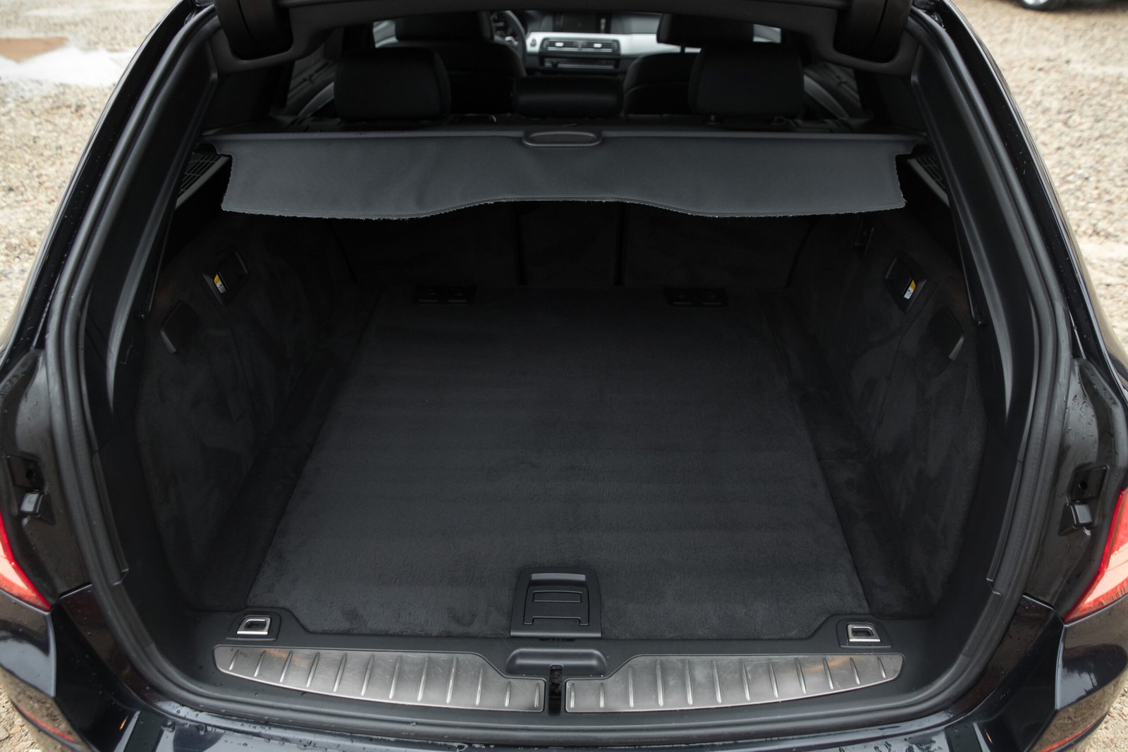 
								BMW 530D 190KW M-SPORTPAKET full									