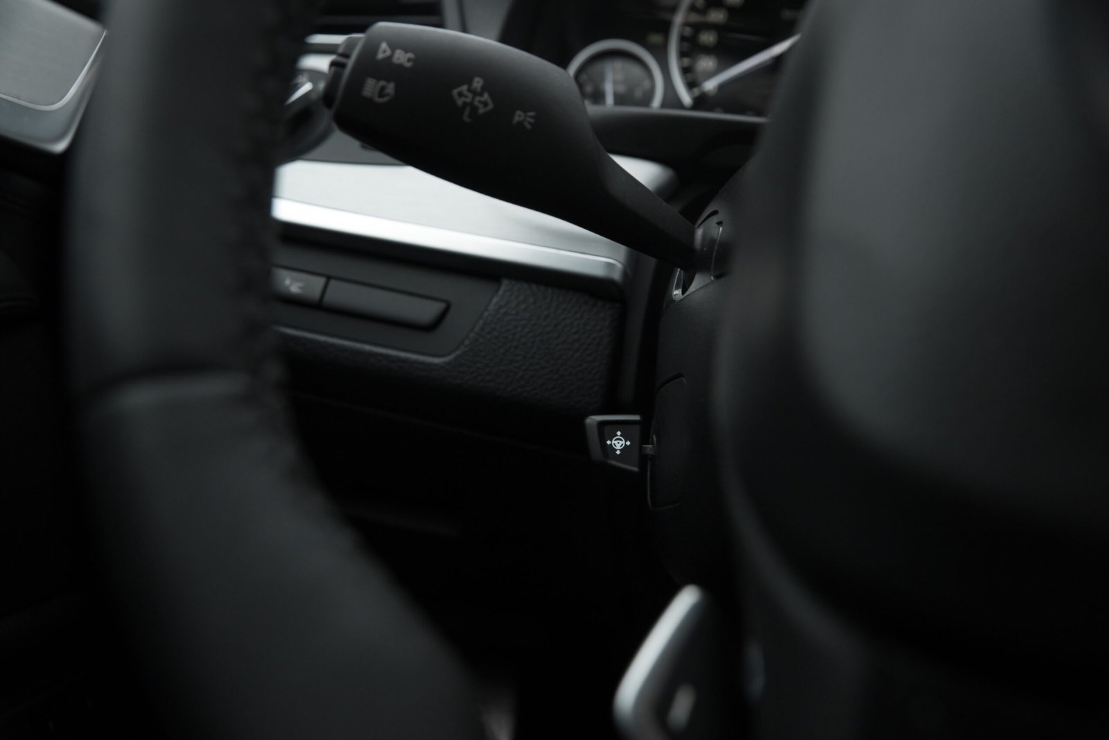 
								BMW 530D 190KW M-SPORTPAKET full									