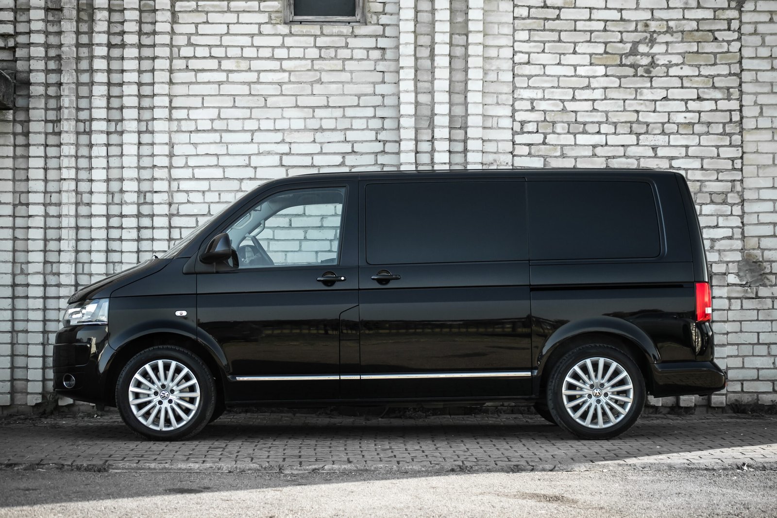 
								VW MULTIVAN 5.1 HIGHLINE 4MOTION full									