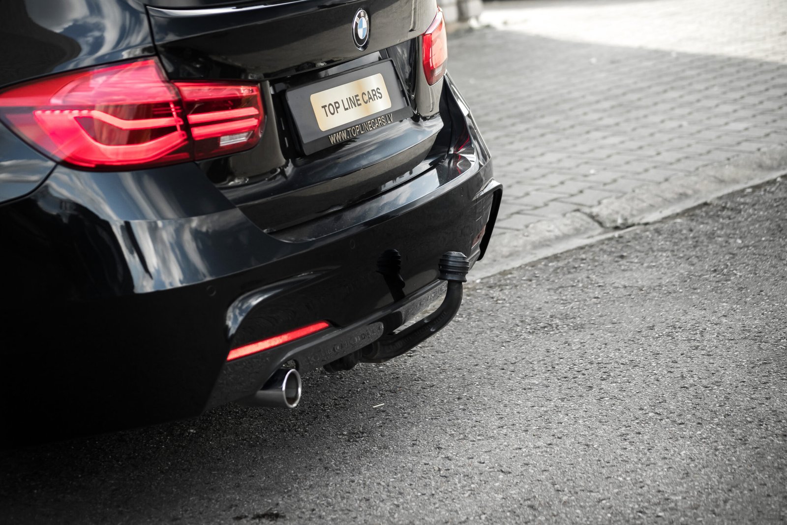 
								BMW 318D FACELIFT M-SPORTPAKET full									