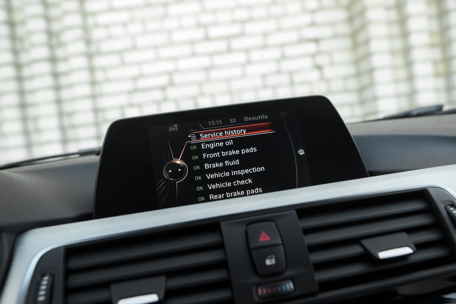 
								BMW 318D FACELIFT M-SPORTPAKET full									