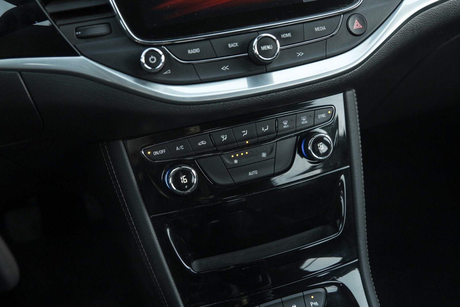 OPEL ASTRA COSMO full