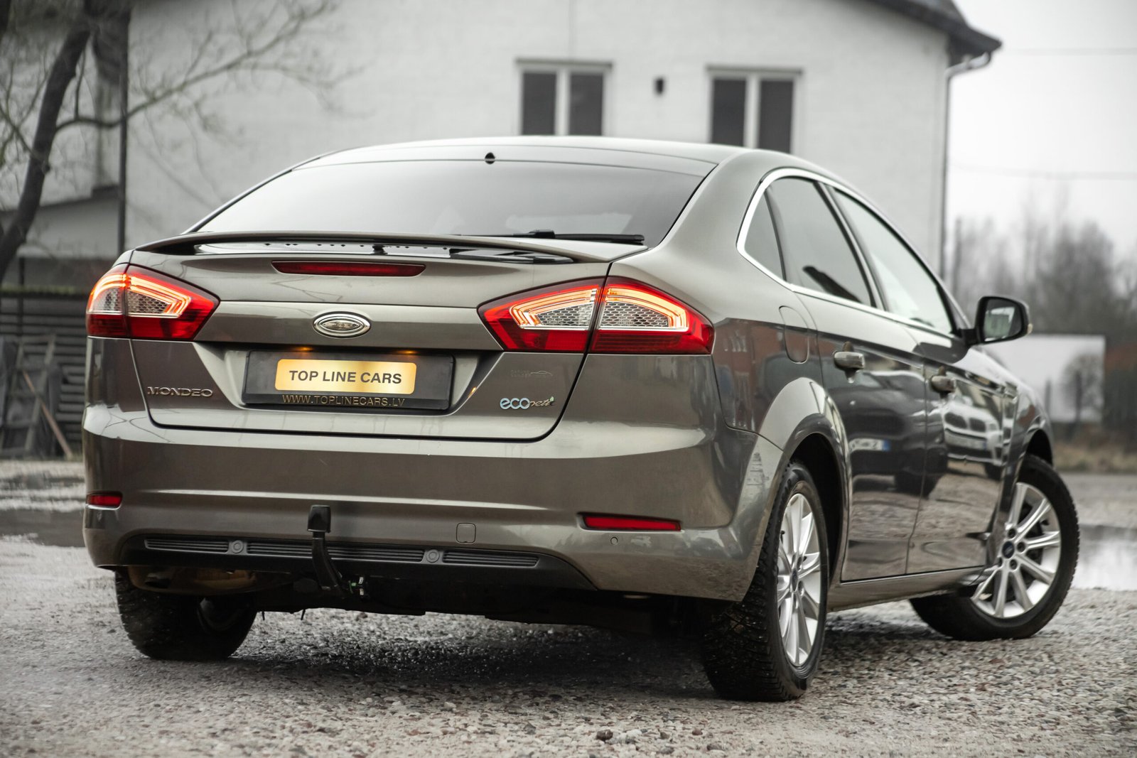 
								FORD MONDEO TITANIUM 1.6D full									