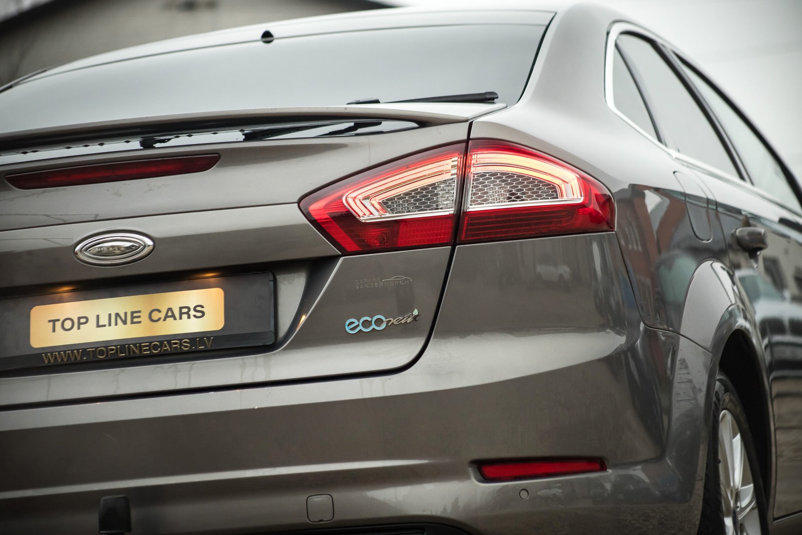 
								FORD MONDEO TITANIUM 1.6D full									