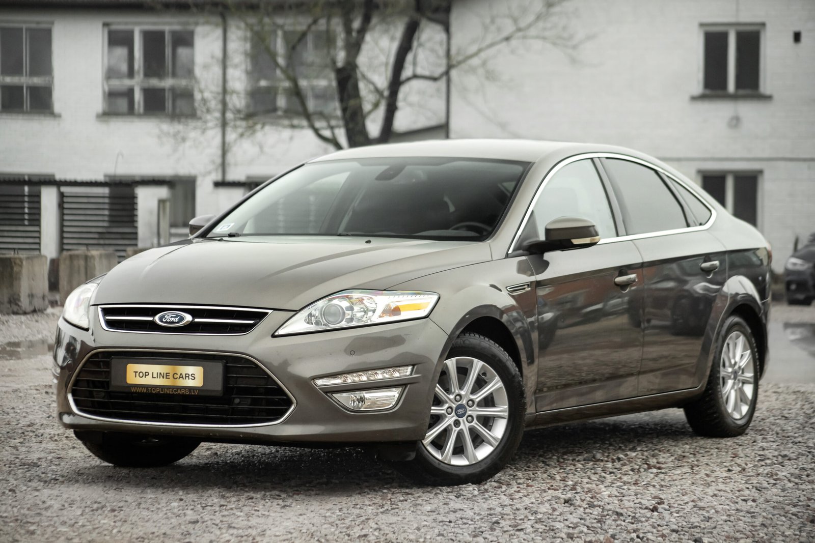 
								FORD MONDEO TITANIUM 1.6D full									