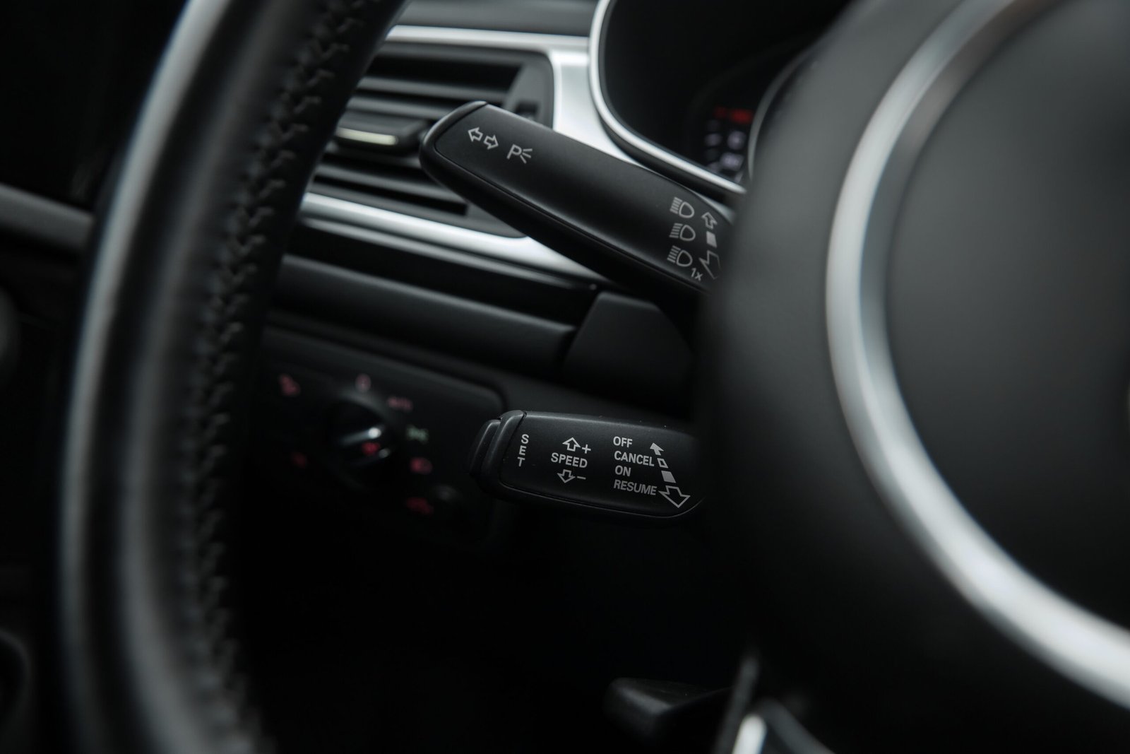 
								AUDI A6 S-LINE FACELIFT 3.0D QUATTRO full									