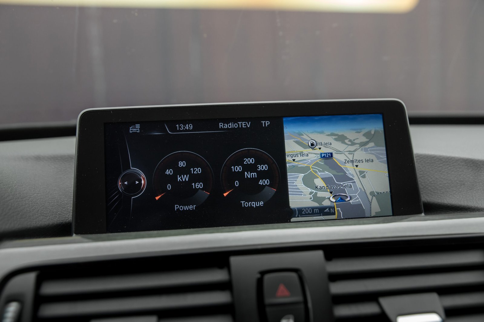 
								BMW 320 GT 2.0D X-Drive full									