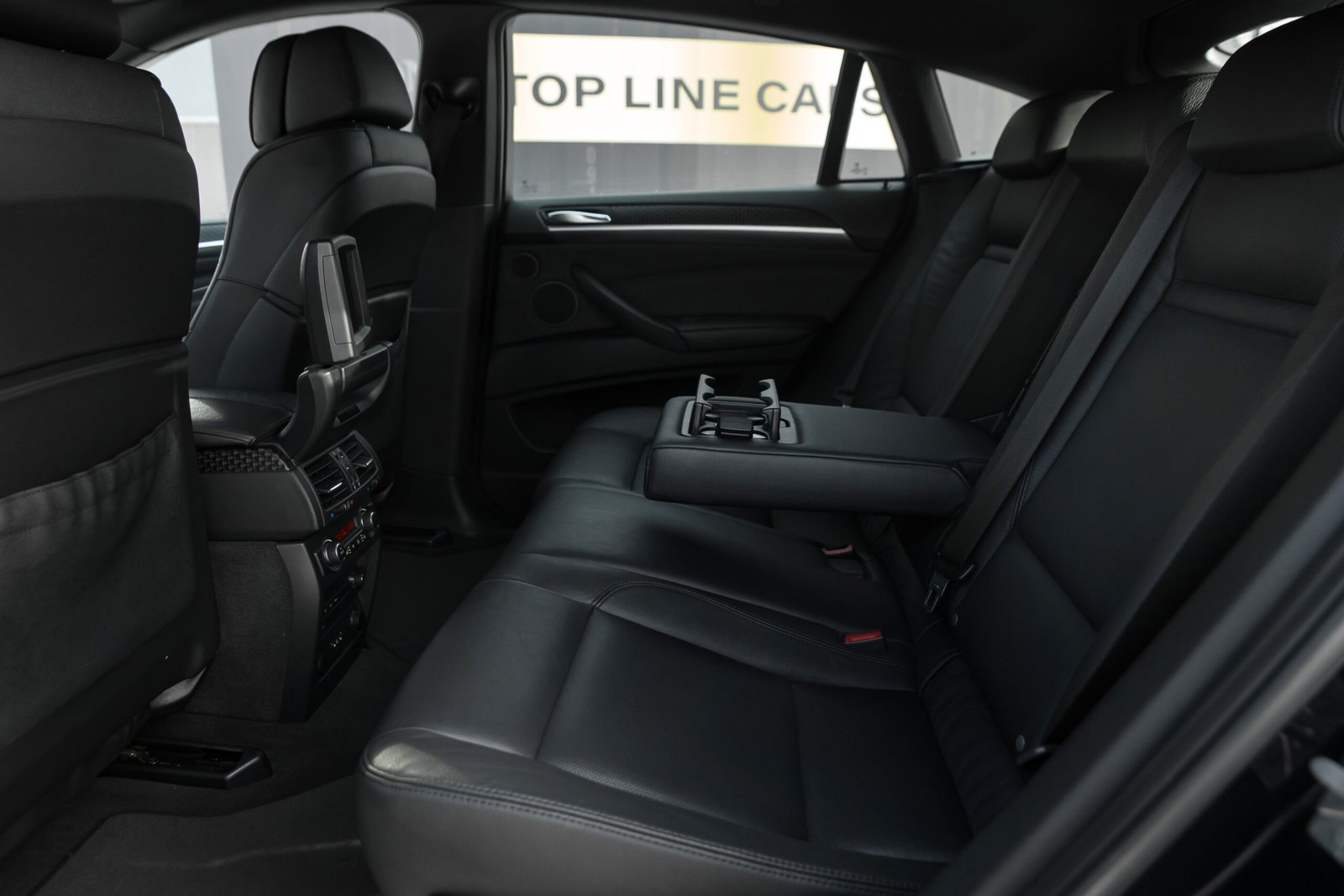 
								BMW X6 3.0D 40D FACELIFT full									