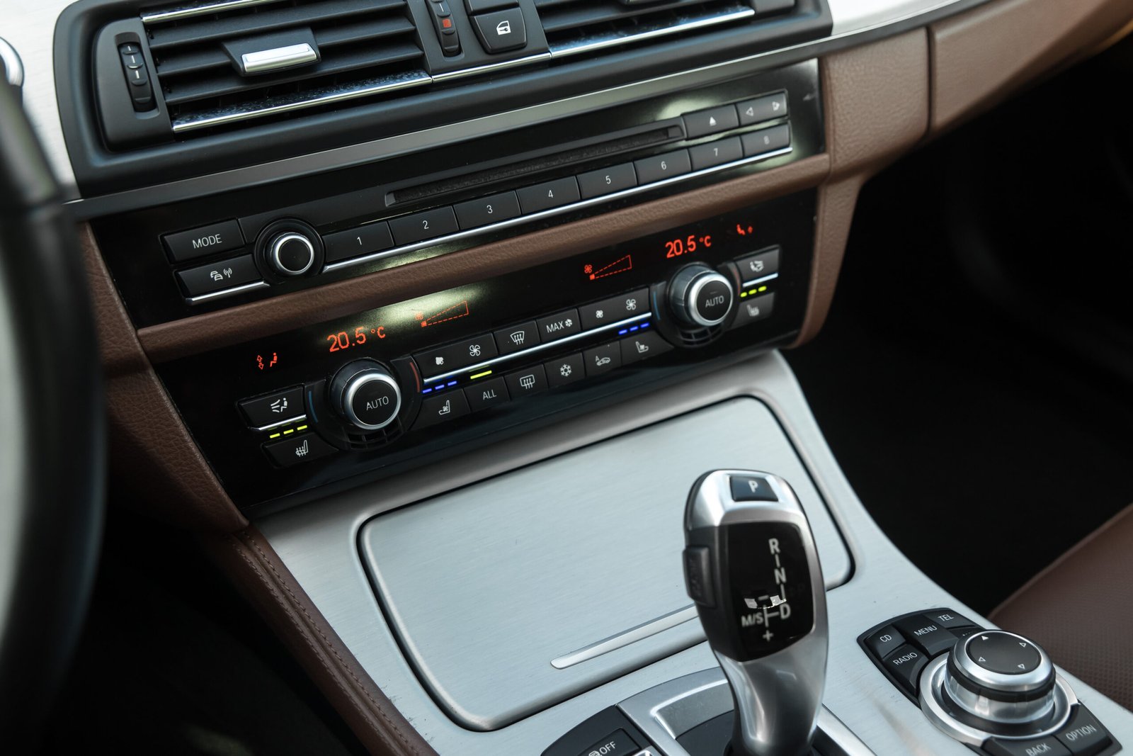 
								BMW 530D 190KW FACELIFT X-DRIVE full									
