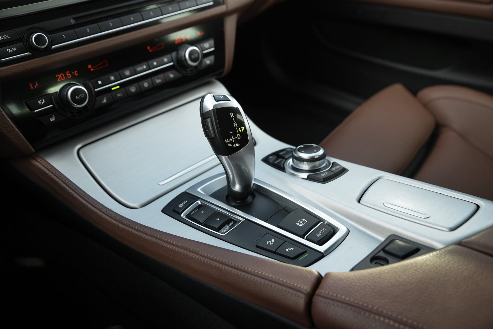 
								BMW 530D 190KW FACELIFT X-DRIVE full									