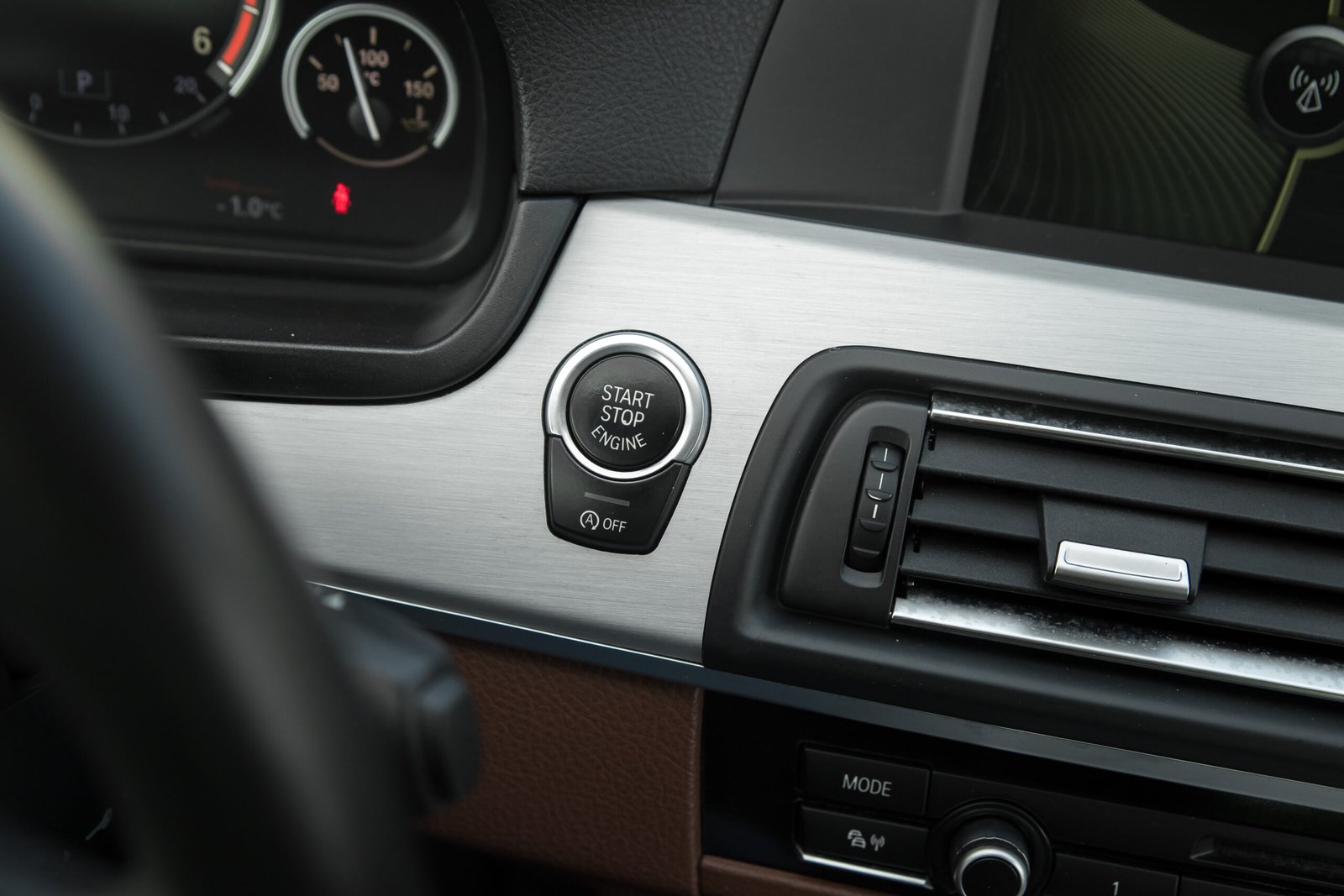 
								BMW 530D 190KW FACELIFT X-DRIVE full									