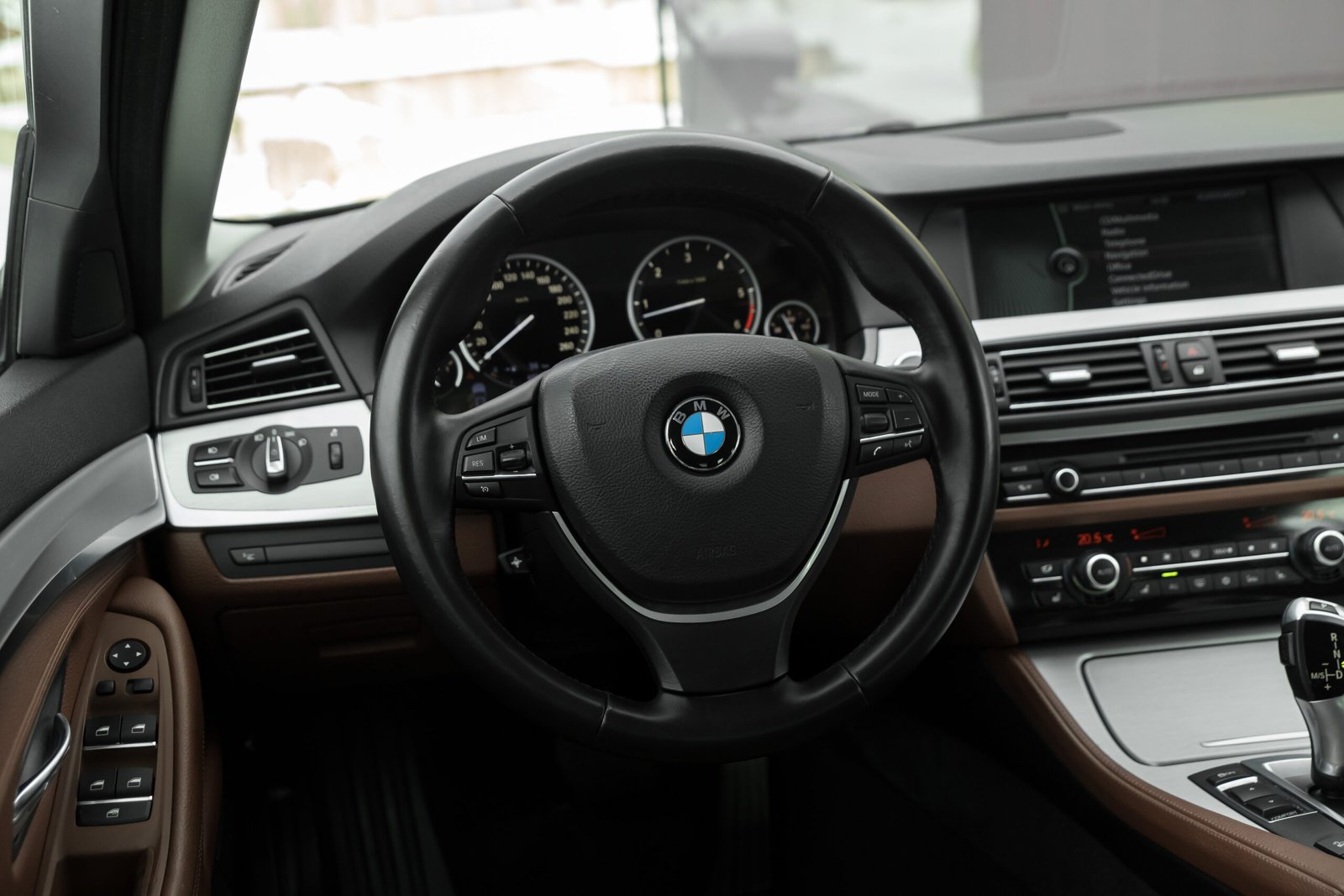 
								BMW 530D 190KW FACELIFT X-DRIVE full									
