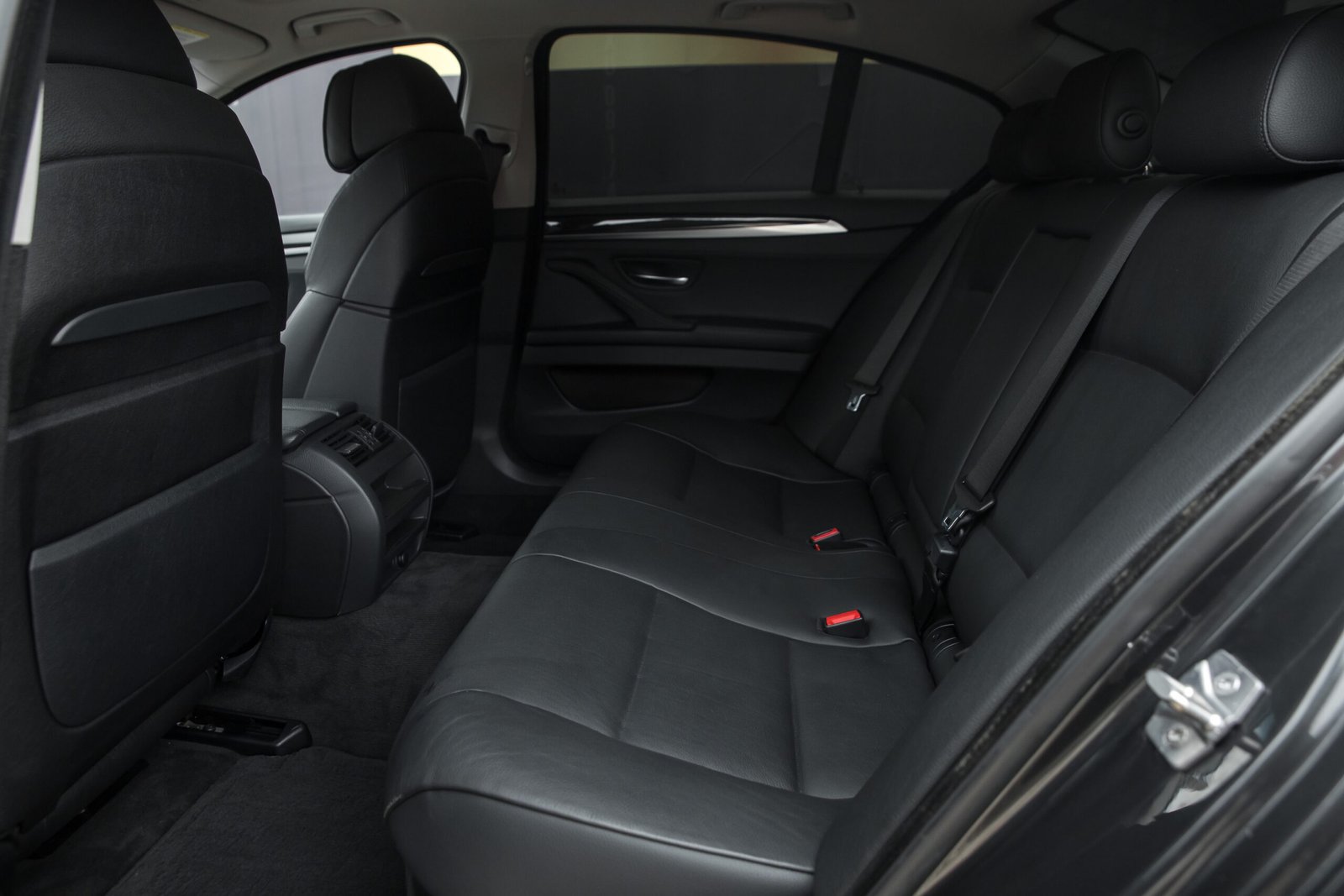 
								BMW 525D 150KW SEDAN full									