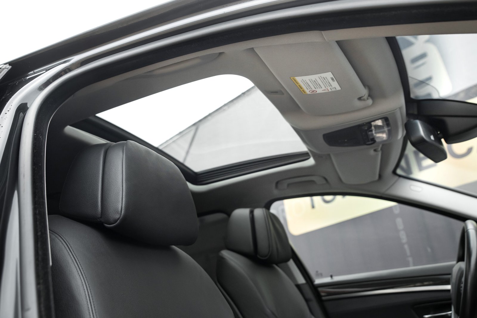 
								BMW 525D 150KW SEDAN full									