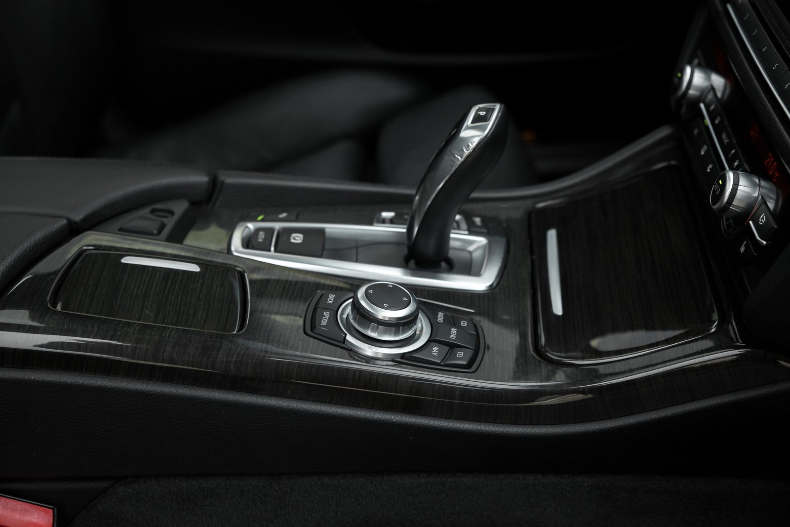 
								BMW 525D 150KW SEDAN full									