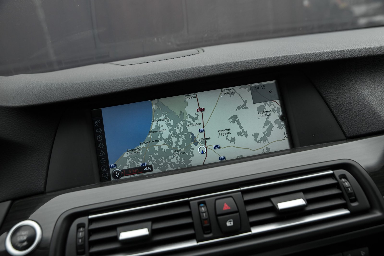 
								BMW 525D 150KW SEDAN full									