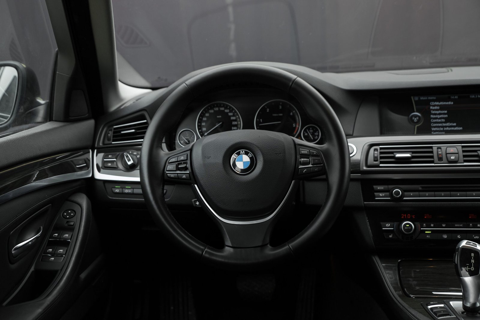 
								BMW 525D 150KW SEDAN full									