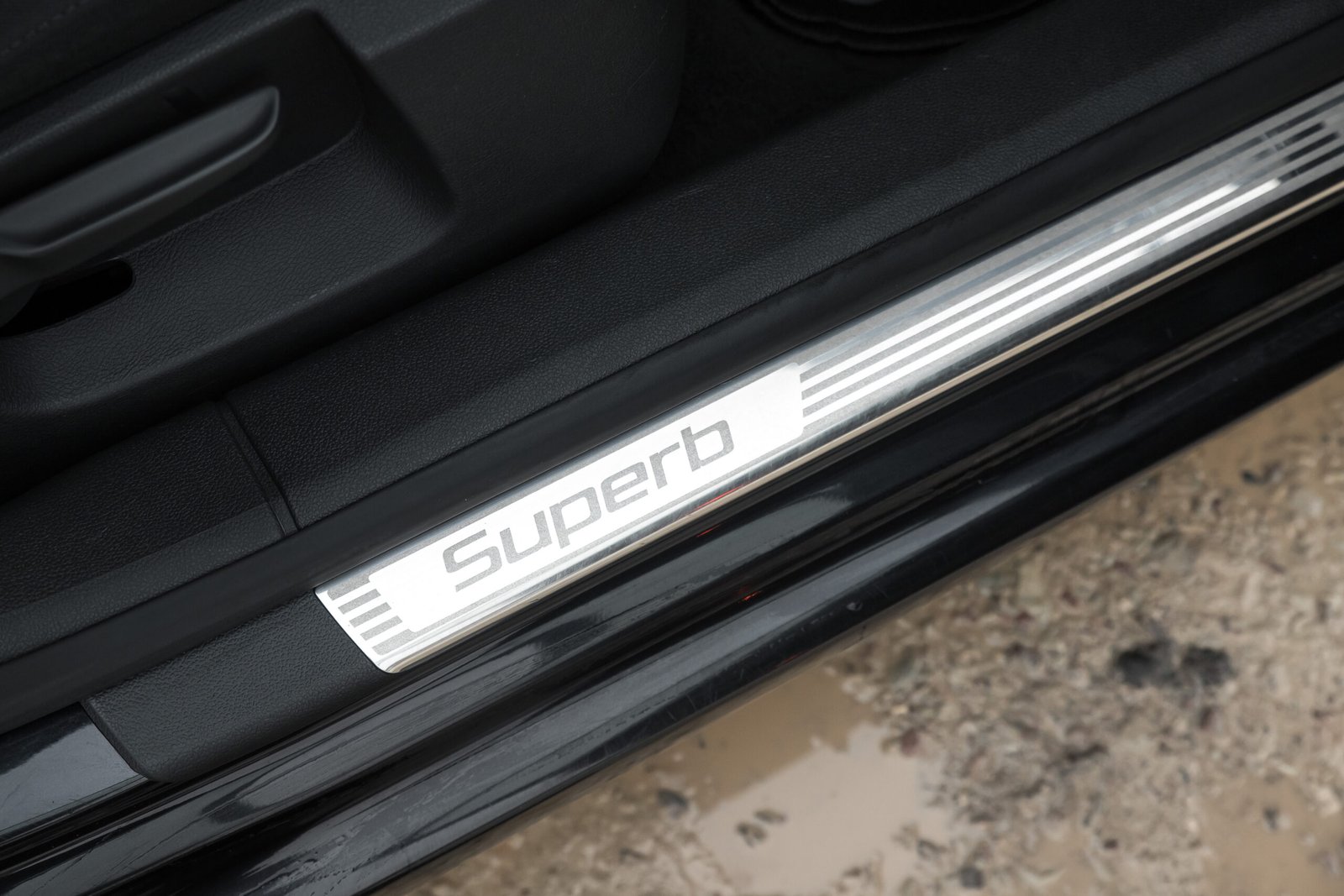 
								SKODA SUPER B 1.6D FACELIFT full									
