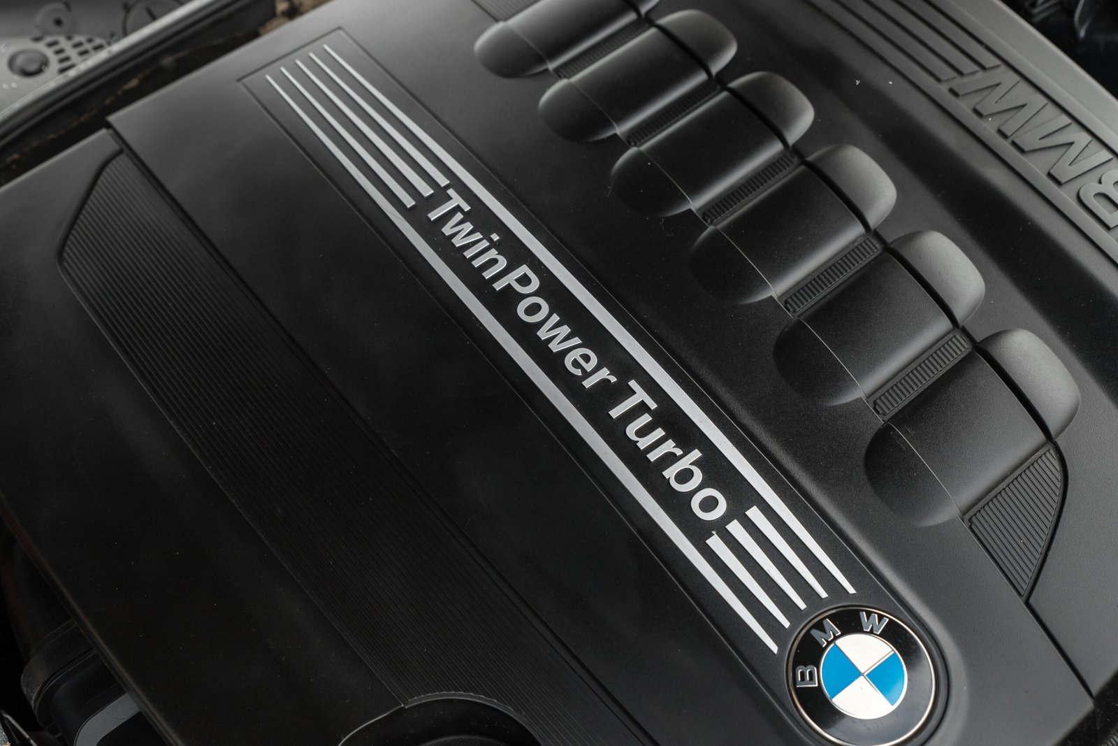 
								BMW 535D 3.0D 230KW M-SPORTPAKET full									