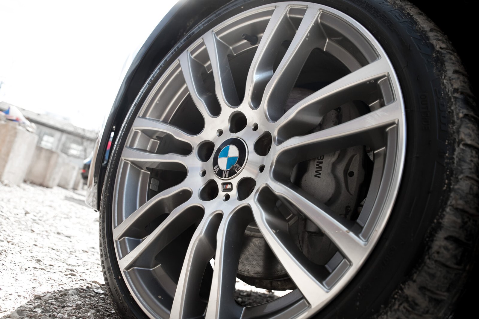 
								BMW 335D M-SPORTPAKET 230KW full									
