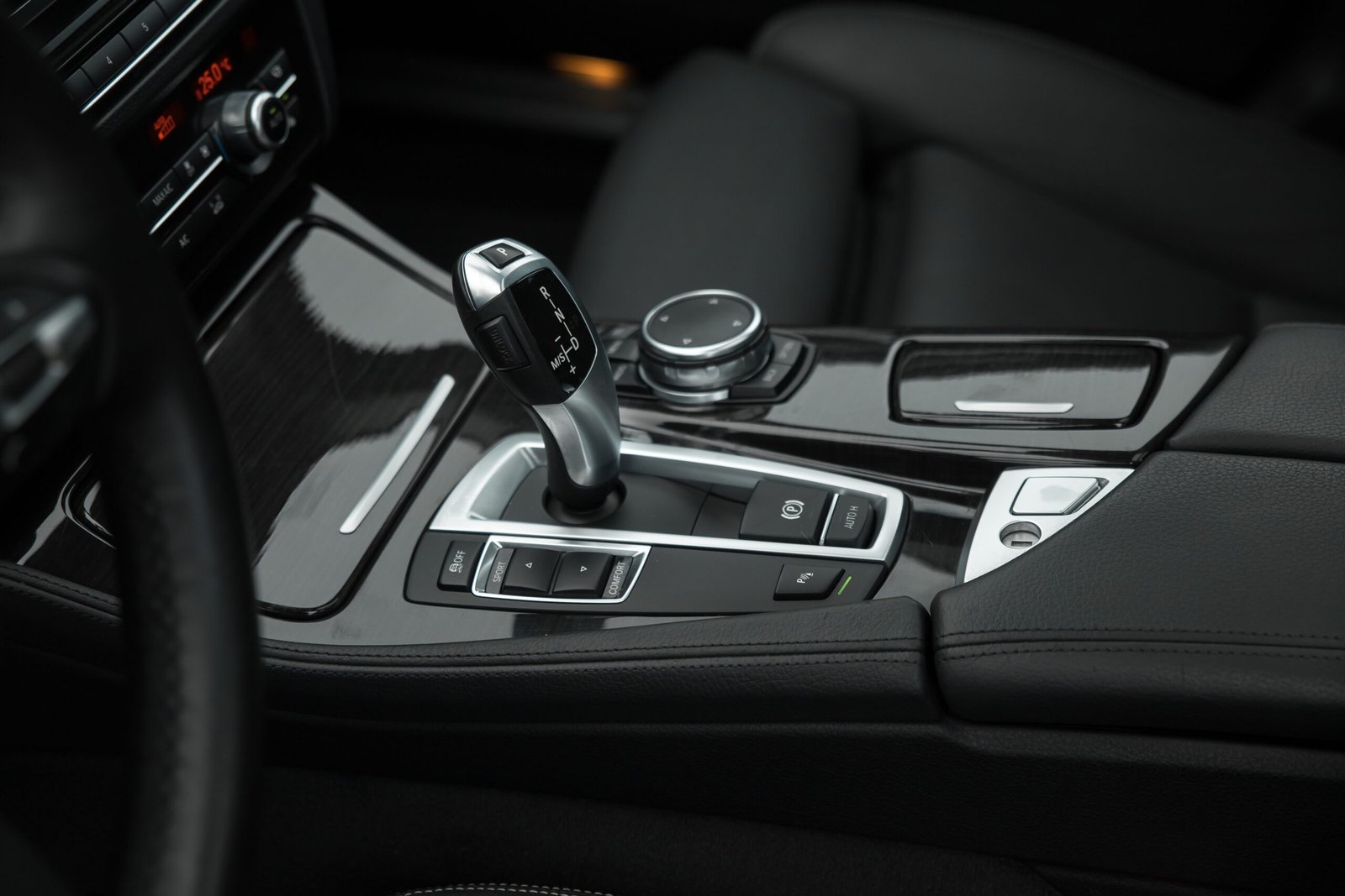 BMW 530D 190KW LUXURY FACELIFT full