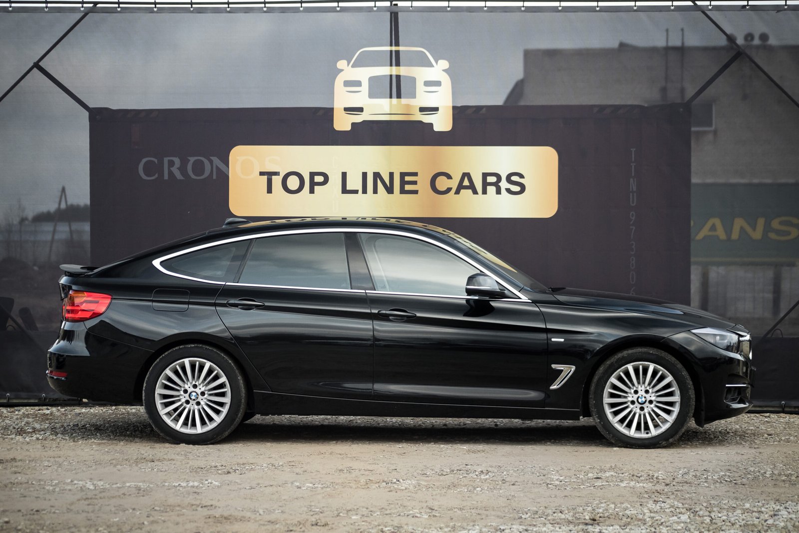 
								BMW 320 GT 2.0D X-Drive full									