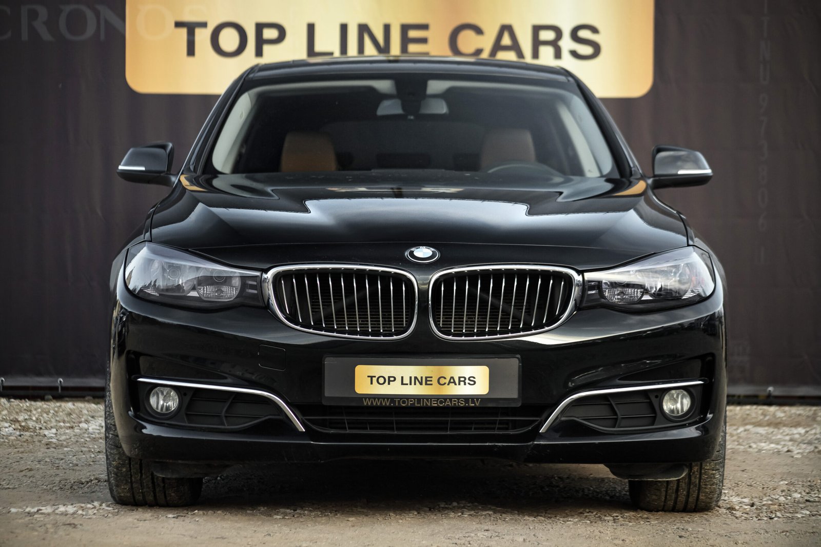 
								BMW 320 GT 2.0D X-Drive full									