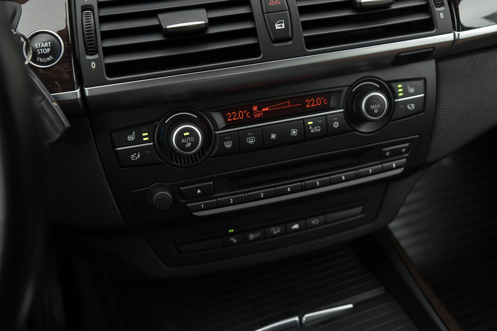 
								BMW X5 40D 225KW FACELIFT full									