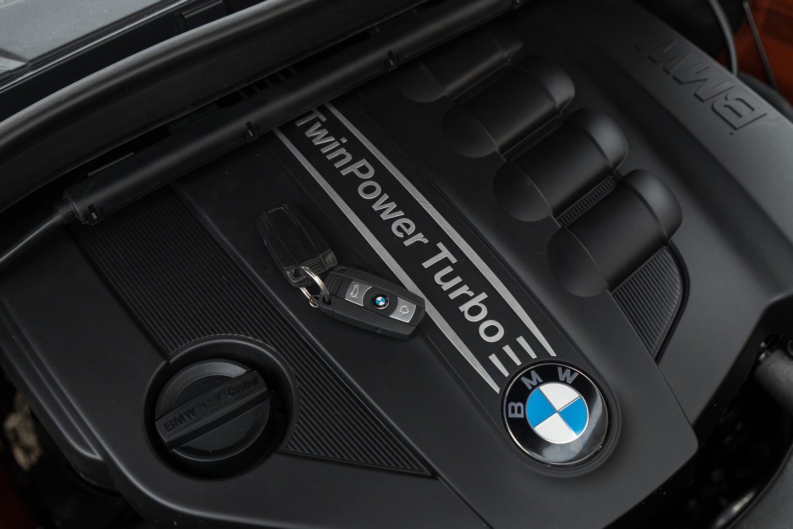 
								BMW X1 2.0D XLINE FACELIFT full									