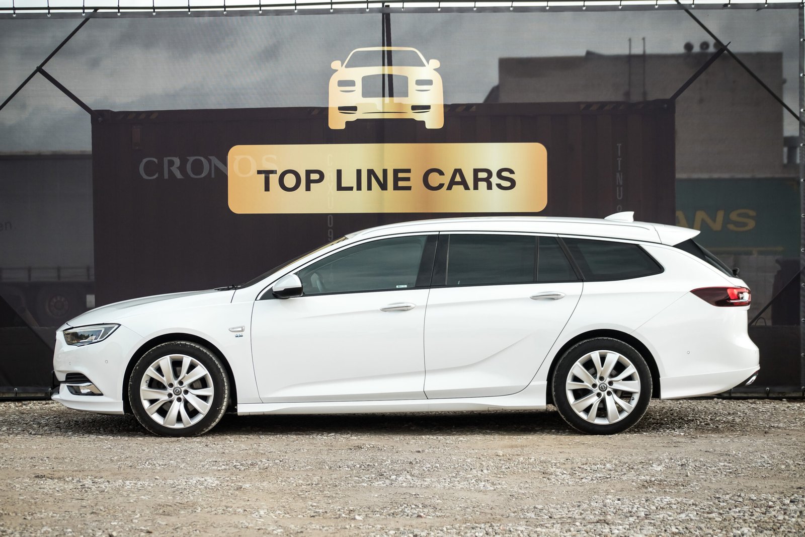 
								OPEL INSIGNIA +SPORT OPC LINE full									