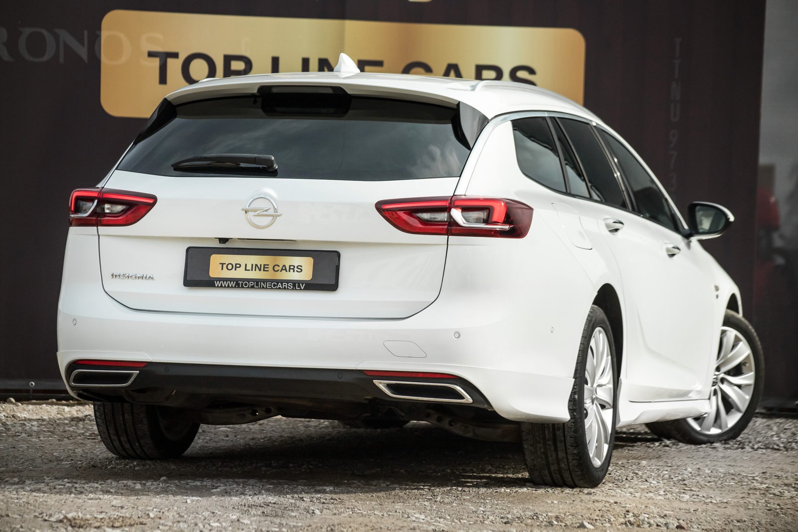 
								OPEL INSIGNIA +SPORT OPC LINE full									
