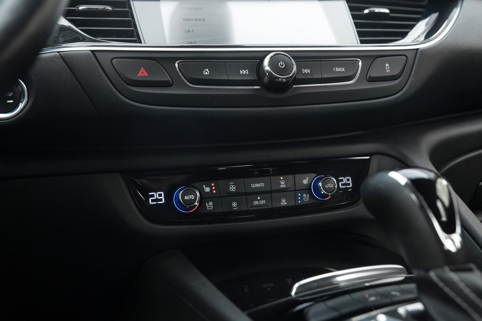 
								OPEL INSIGNIA +SPORT OPC LINE full									