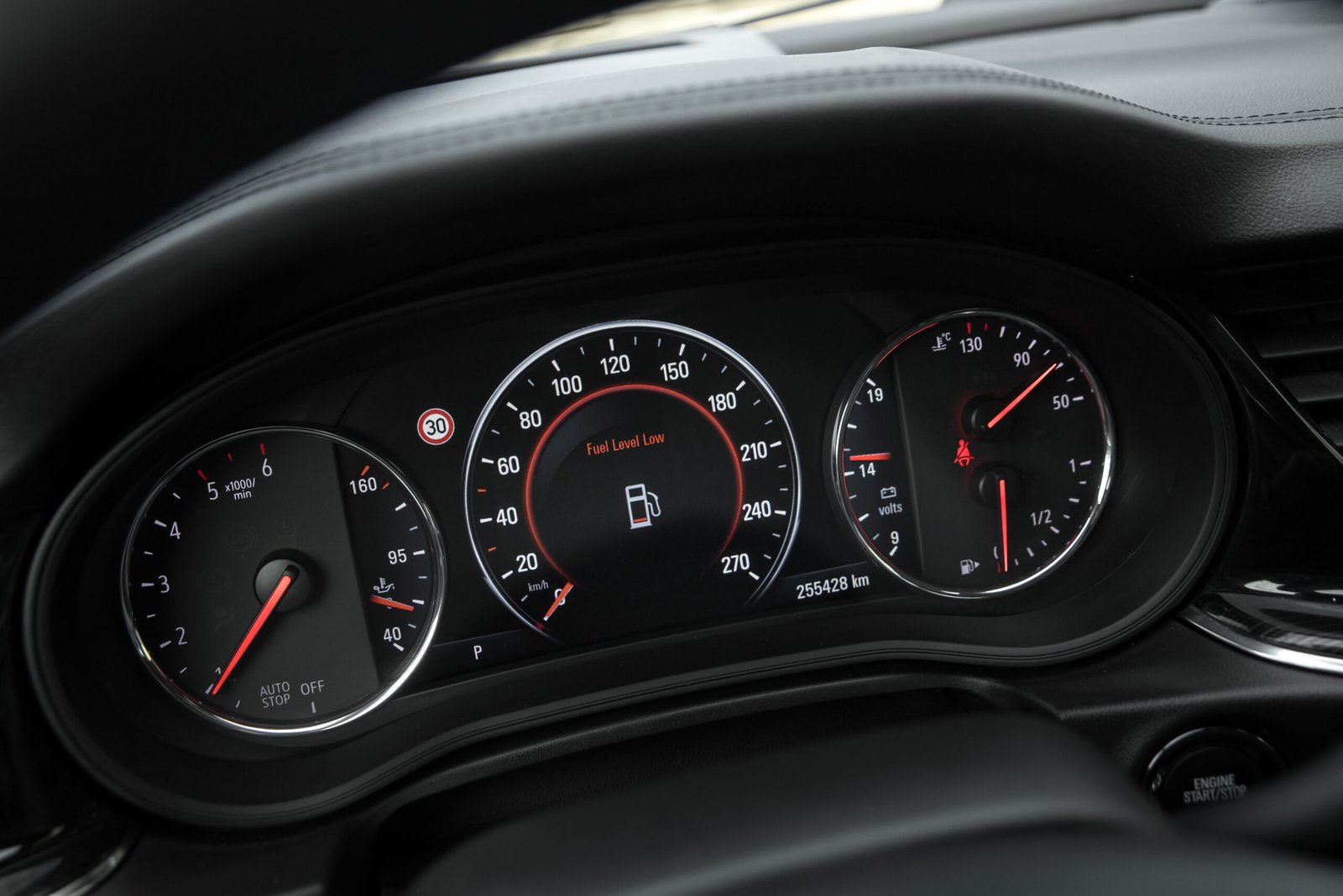 
								OPEL INSIGNIA +SPORT OPC LINE full									
